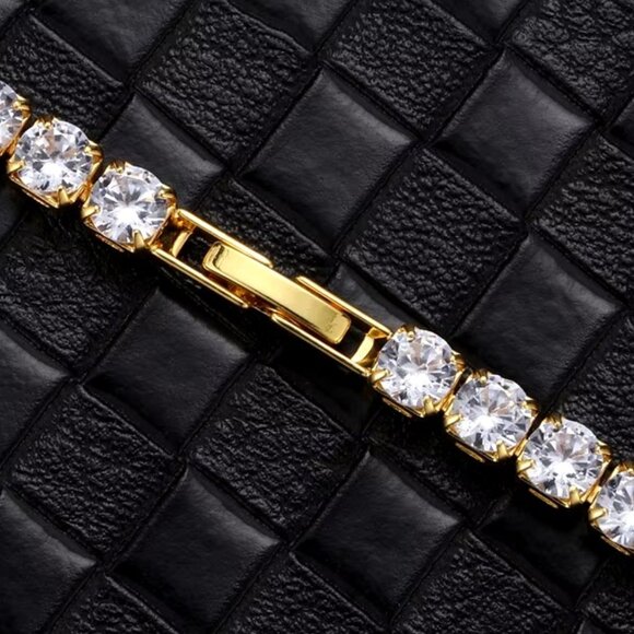 ⭐ Stunning 20" Diamond Infinity Necklace With 5mm Diamonds 18k Gold Pltd ⭐ - Picture 3 of 6